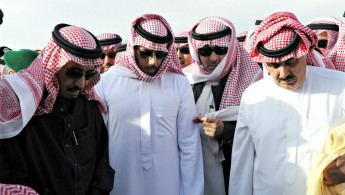 Salman (left) at the funeral of Abdullah (Anadolu)