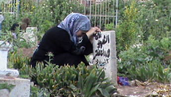 englishsite syrian woman grave martyr