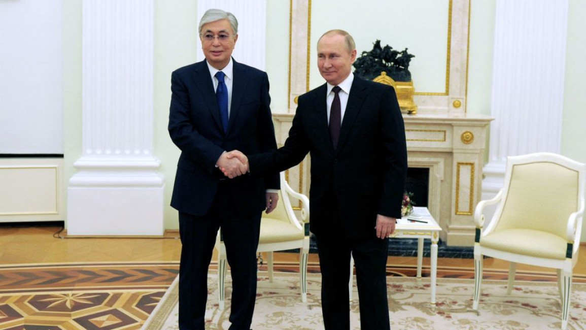 Kassym-Jomart Tokayev, the Kazakh president (left), with Vladimir Putin, the Russian president (right)