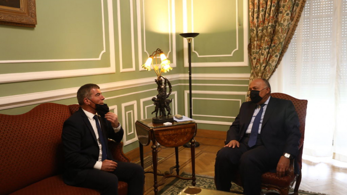Gabi Ashkenazi (left) met Egyptian Foreign Minister Sameh Shoukry in Cairo [Anadolu/Getty] 