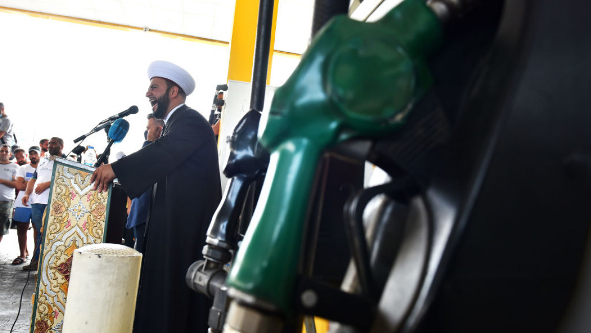 lebanese prayers petrol station