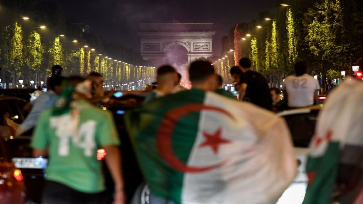 Algerian fans celebrate in Paris, 2019