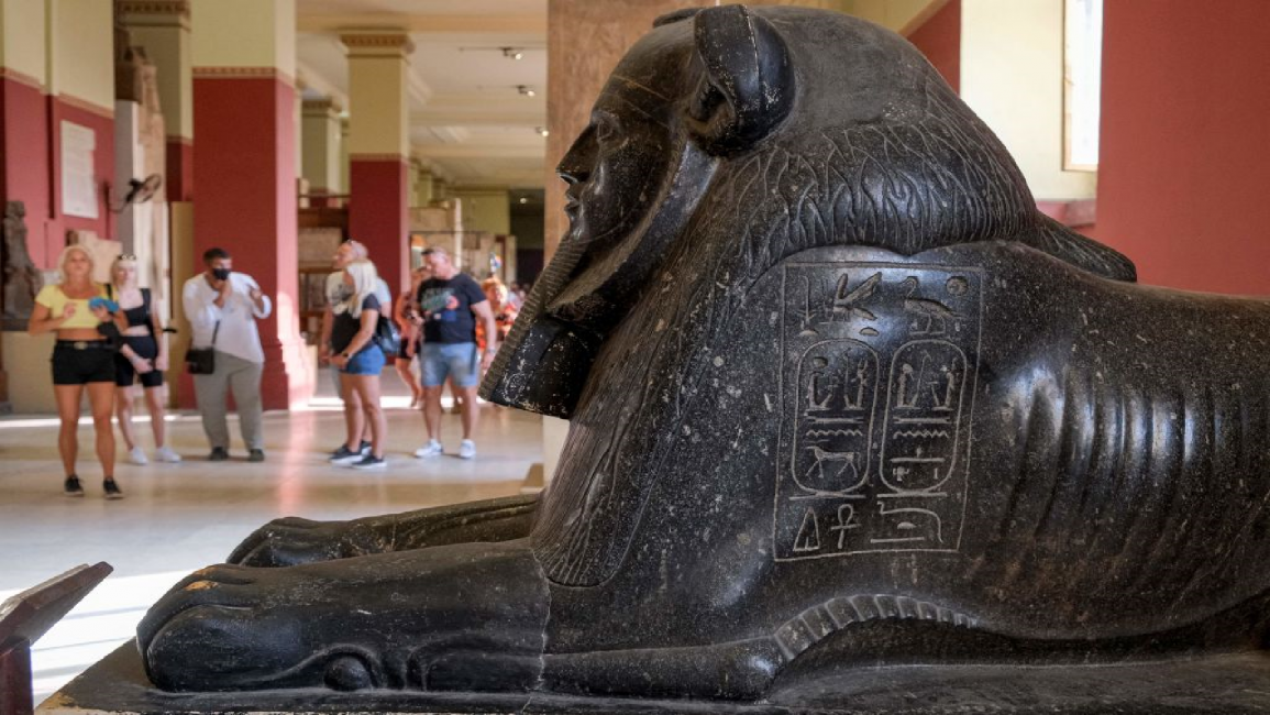 Tourists at the Egyptian Museum