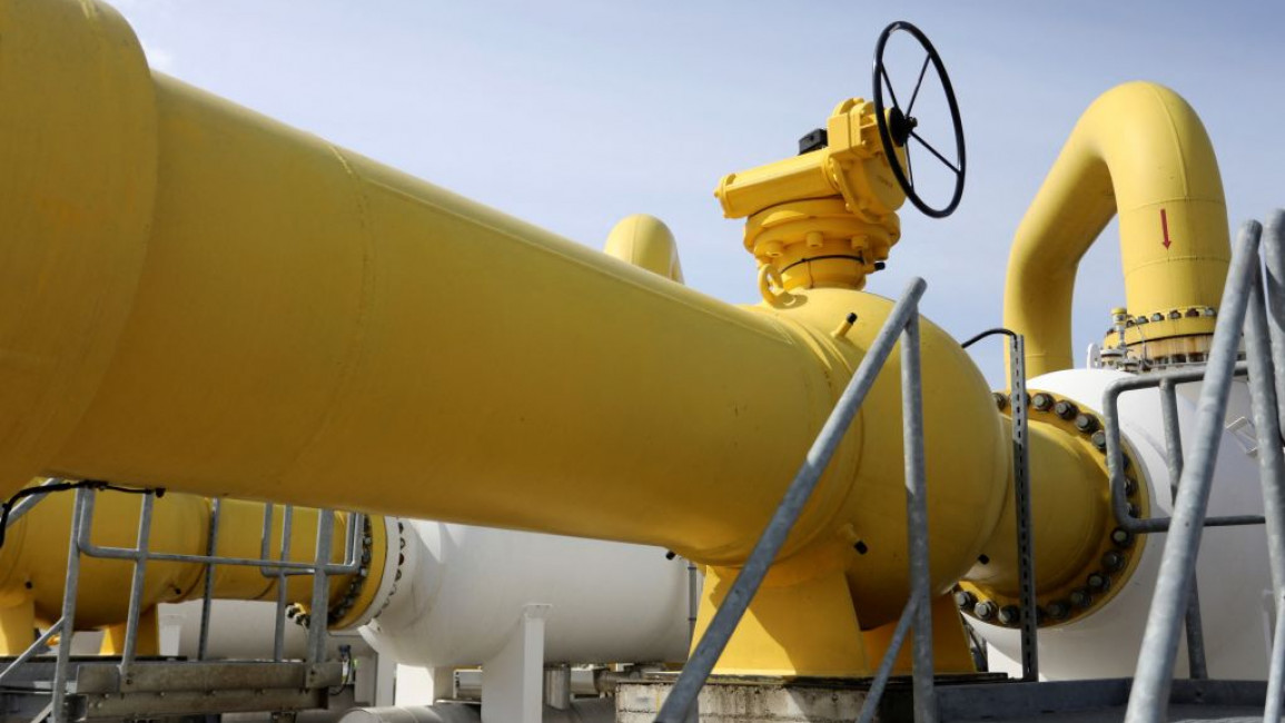 Yellow and white gas-related pipes.