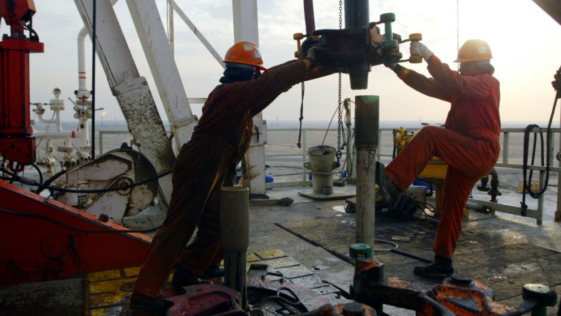 Kuwait oil rig 