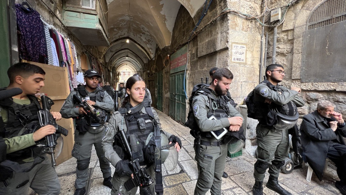 Israeli police block entrance to Old City of Jerusalem