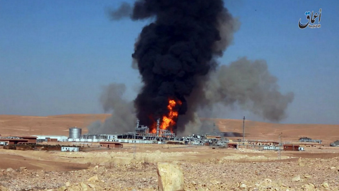 ISIS blows up gas plant -- Amaq