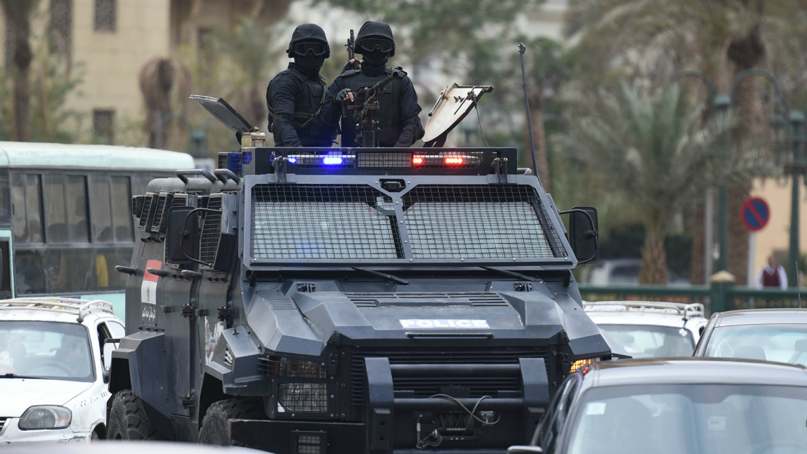 Cairo police forces 