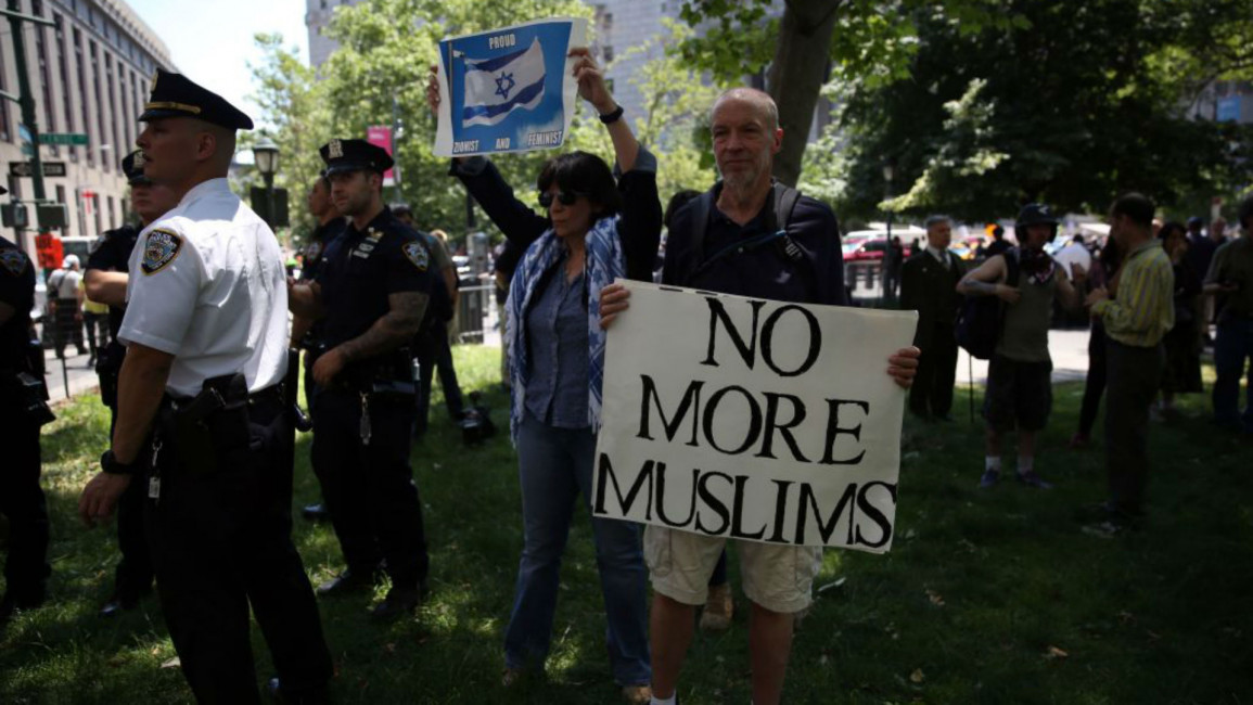 Anti-Islam march New York - Anadolu