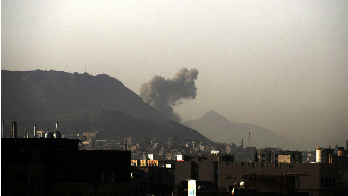 sanaa airstrikes smoke anadolu