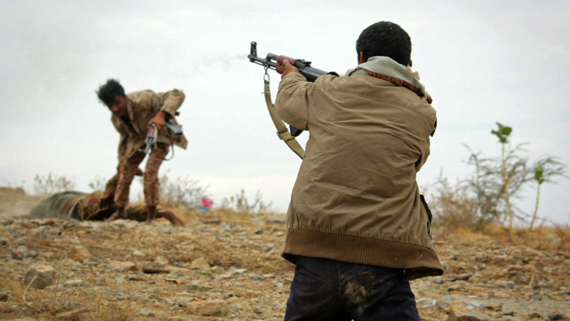 Clashes between Saudi-backed Yemeni tribesmen and Houthi fighters