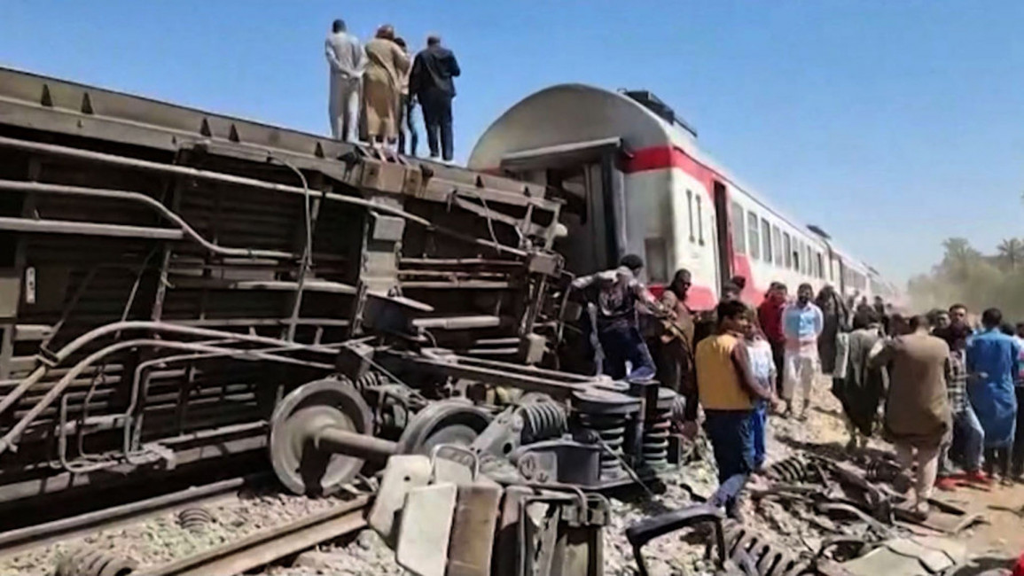 train collision egypt