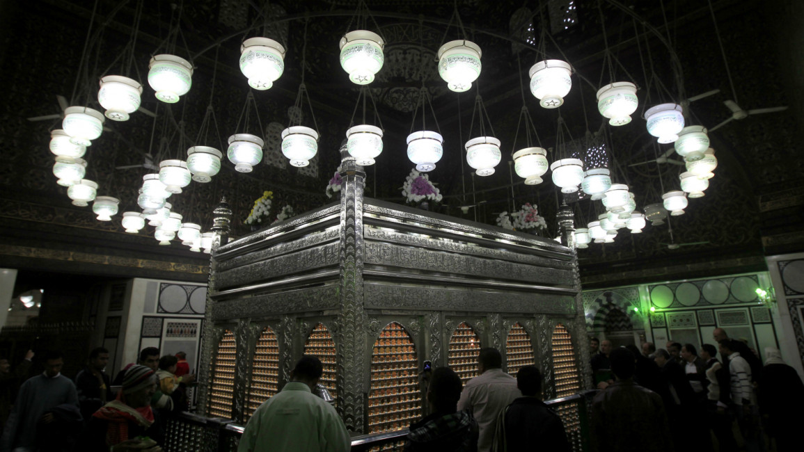 Hussein mosque Cairo