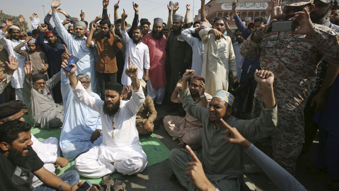 Pakistan Asia Bibi protesters - AP