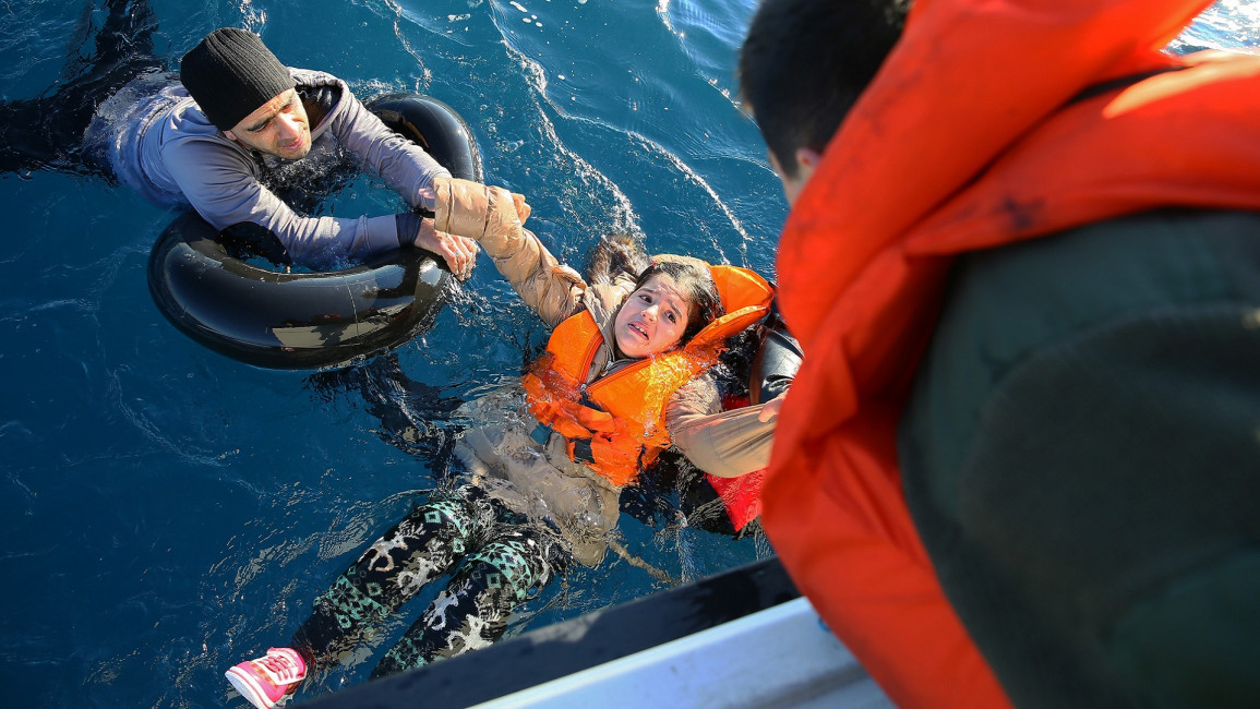 Turkey migrants drown