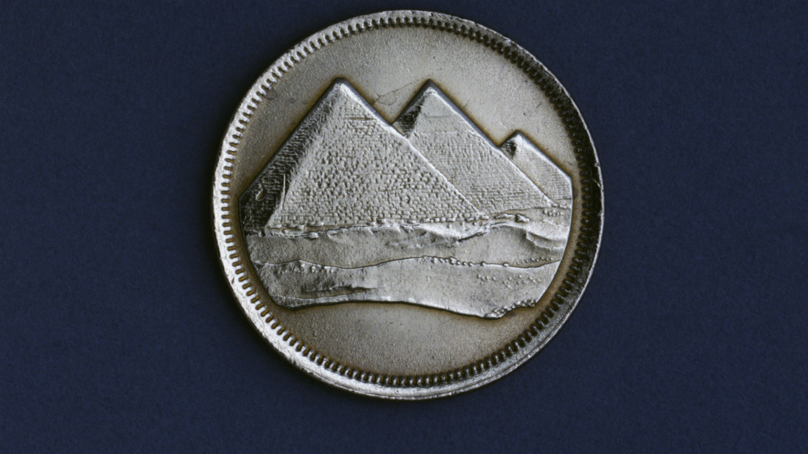 pyramids coin