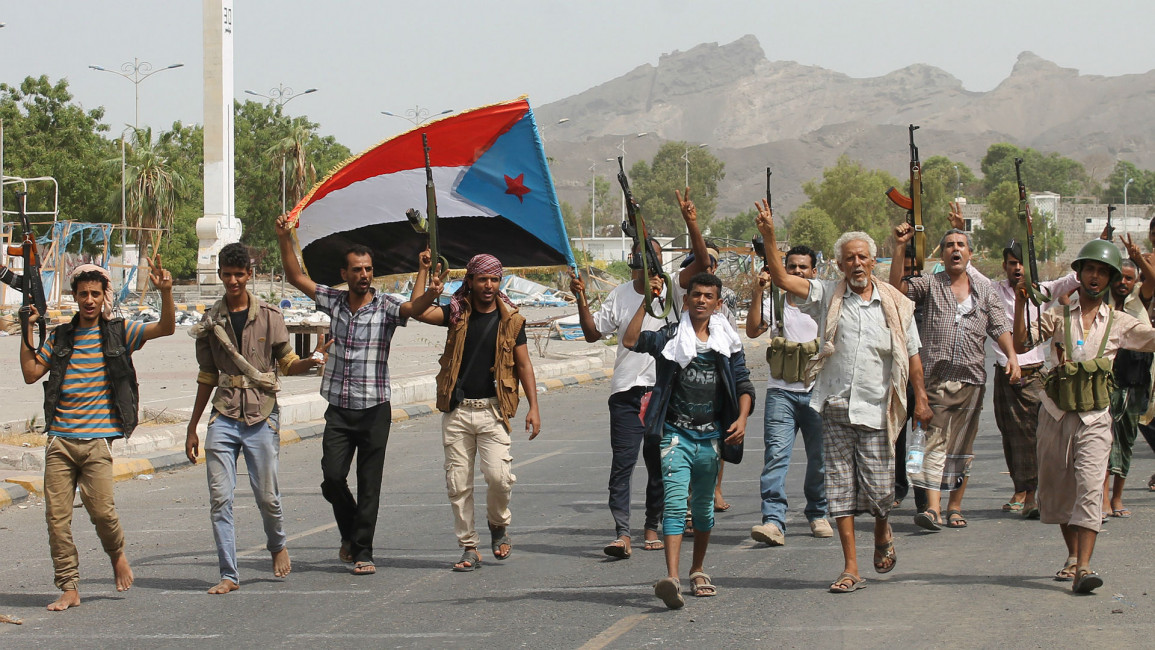 Exiled Yemen ministers return to Aden