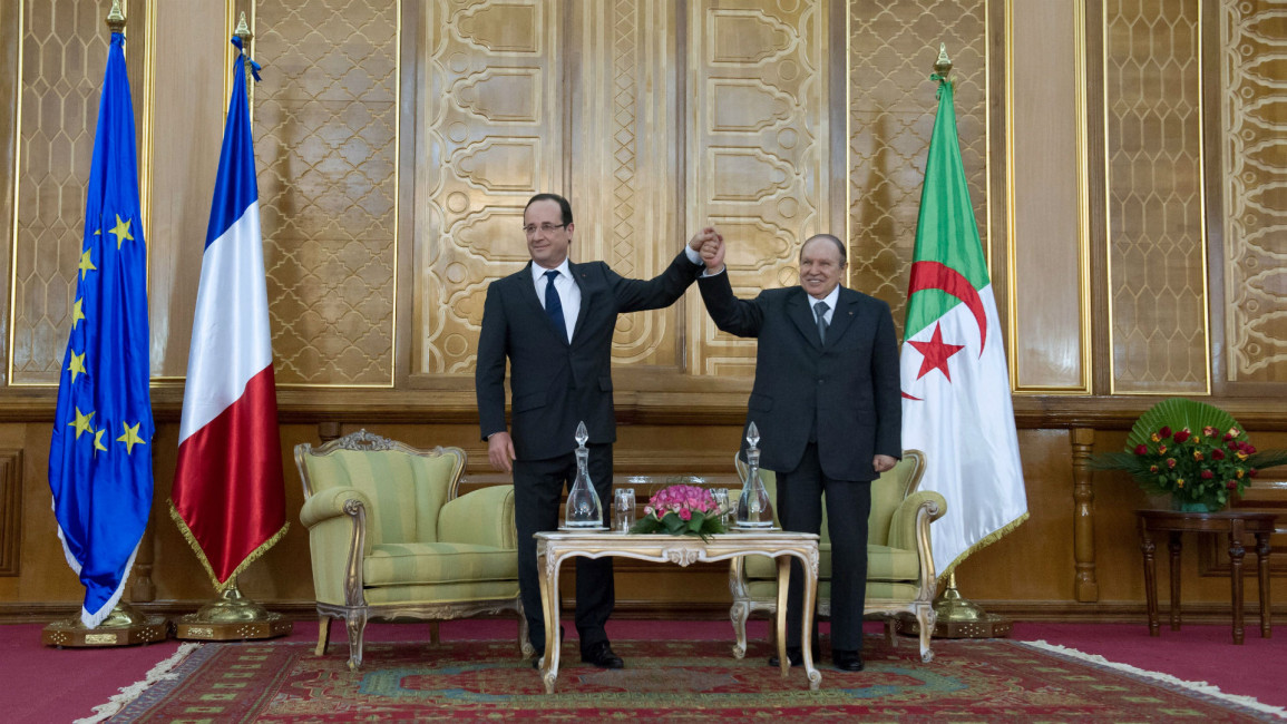 France Hollande Algeria - AFP