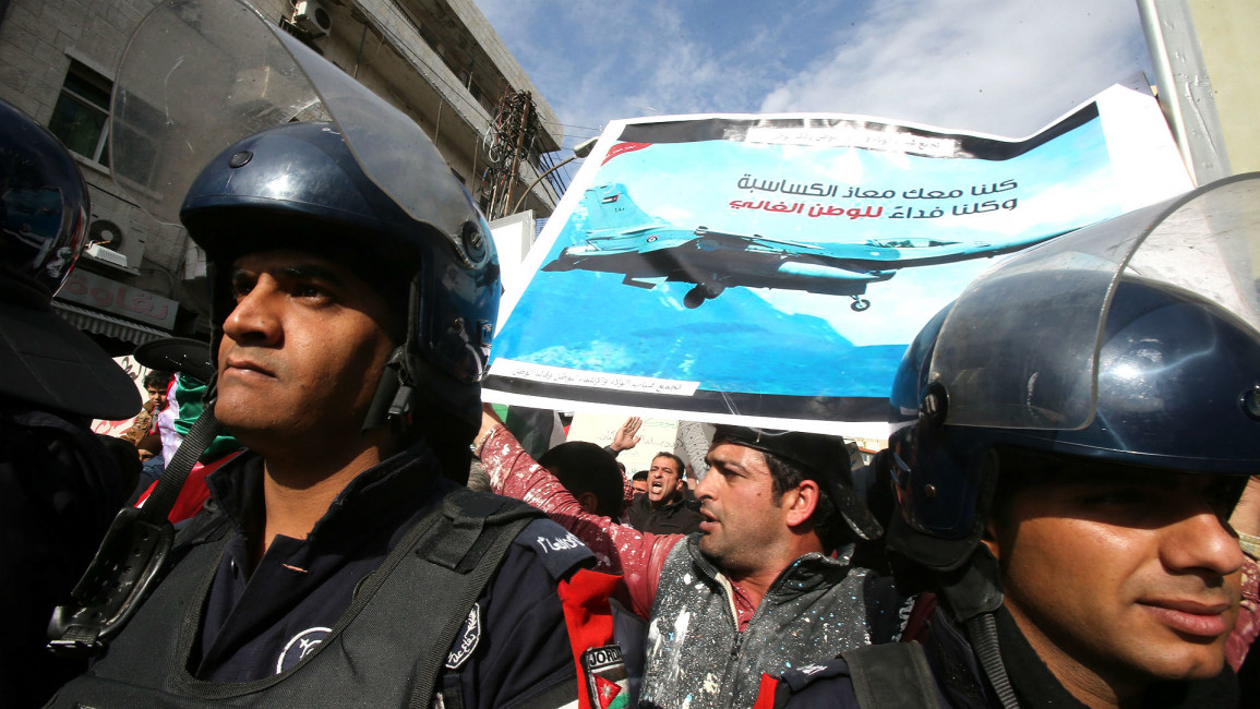 Jordan Protests Pilot Capture - English website