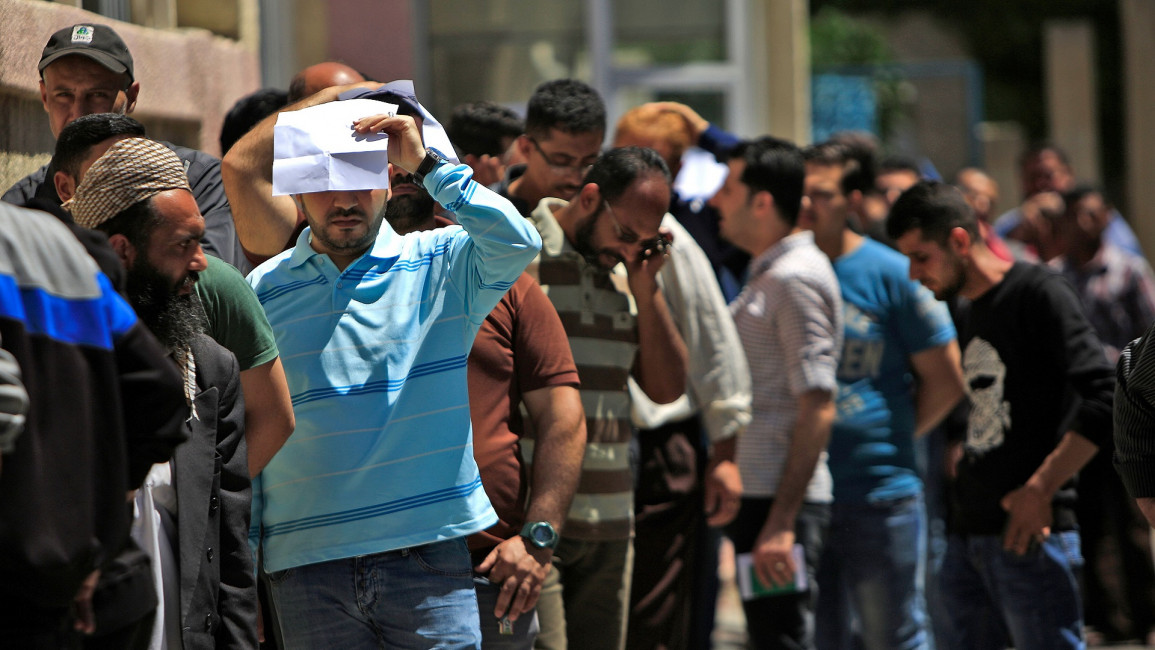 palestinians gaza aid queue qatar getty