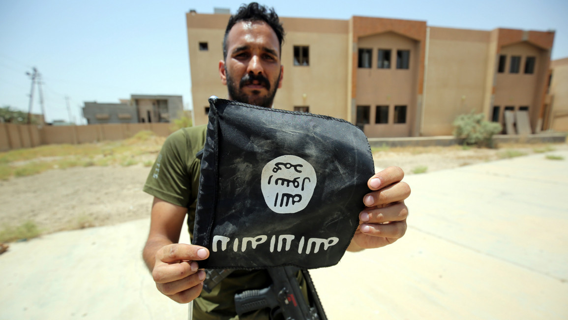 Islamic State flag AFP
