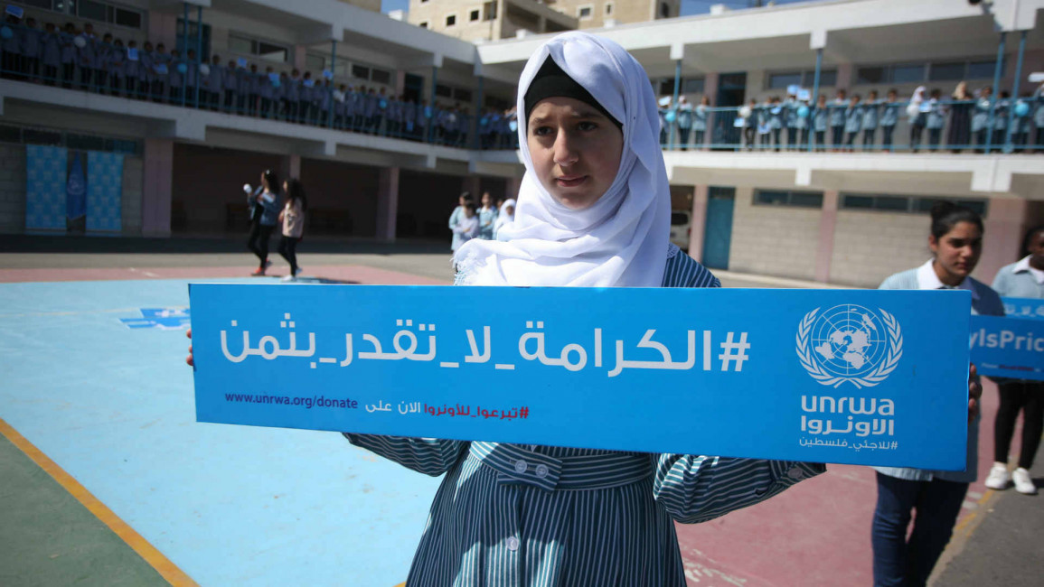 Palestinian girl protests UNRWA funding cut