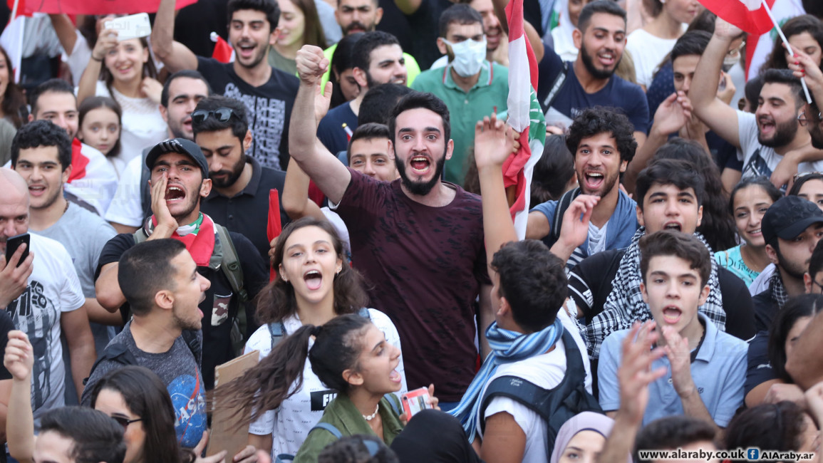 لبنان ينتفض/ اليوم الرابع (حسين بيضون/العربي الجديد)