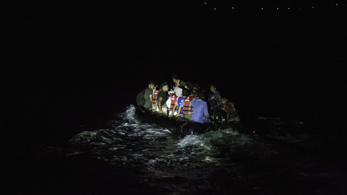Refugee_Boat