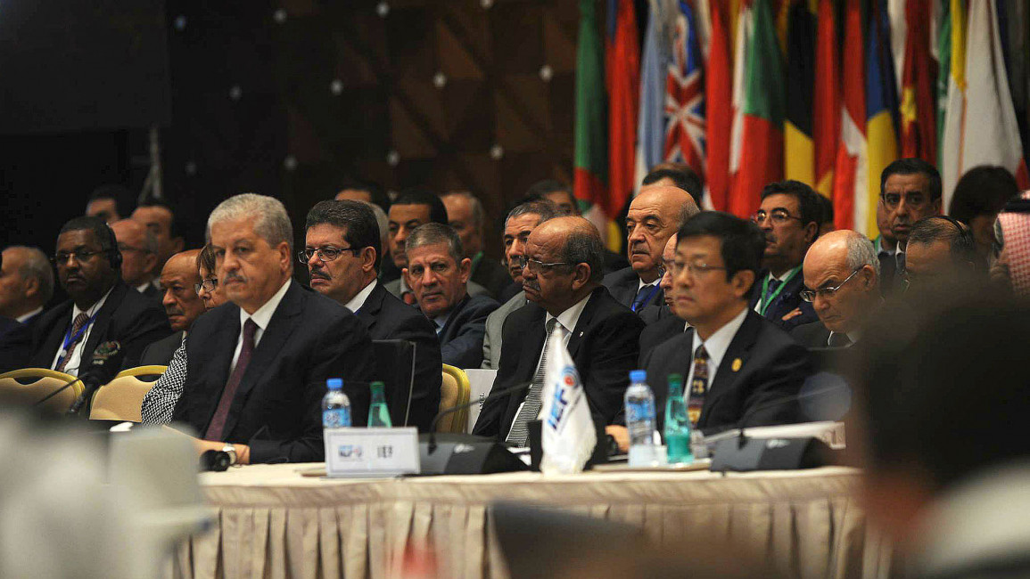 Oil dealers at OPEC summit Massinissa Benlakehal