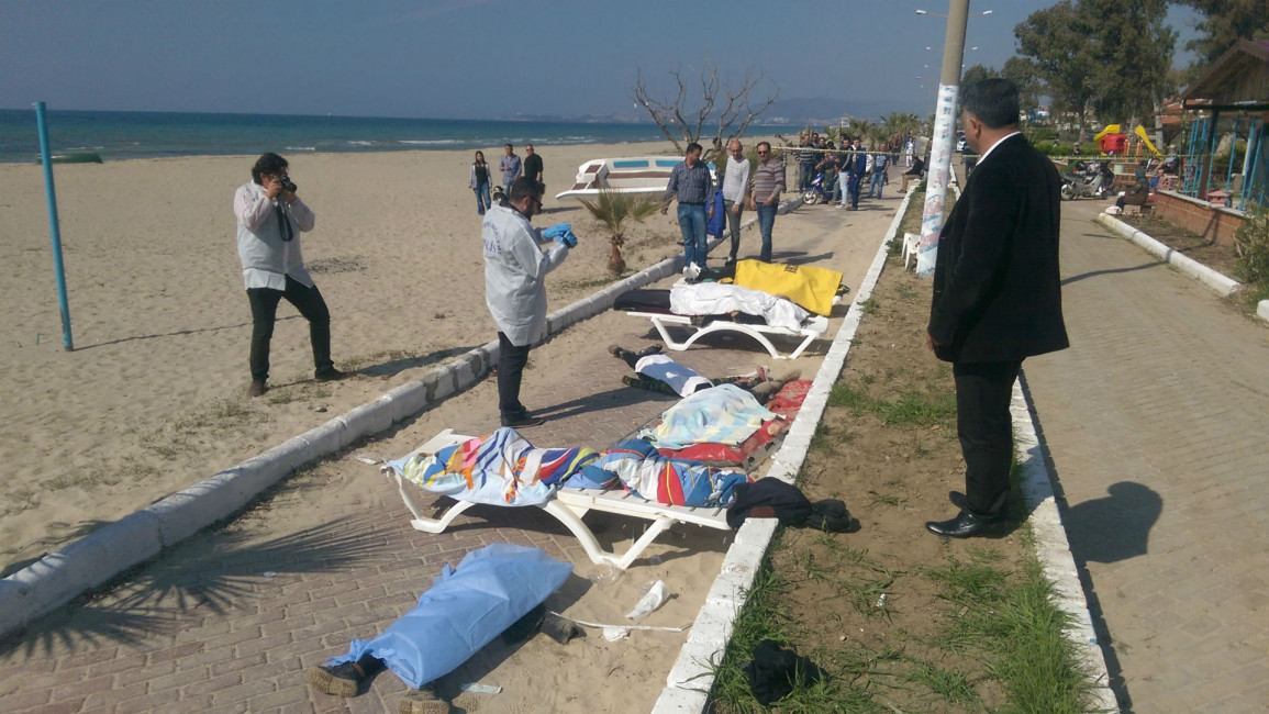 Migrant boat capsized off Turkey coast [Anadolu]