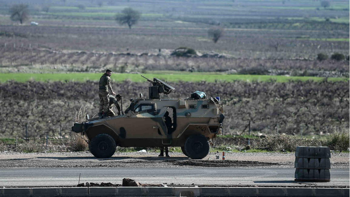 Turkish army vehicle near the Syrian border