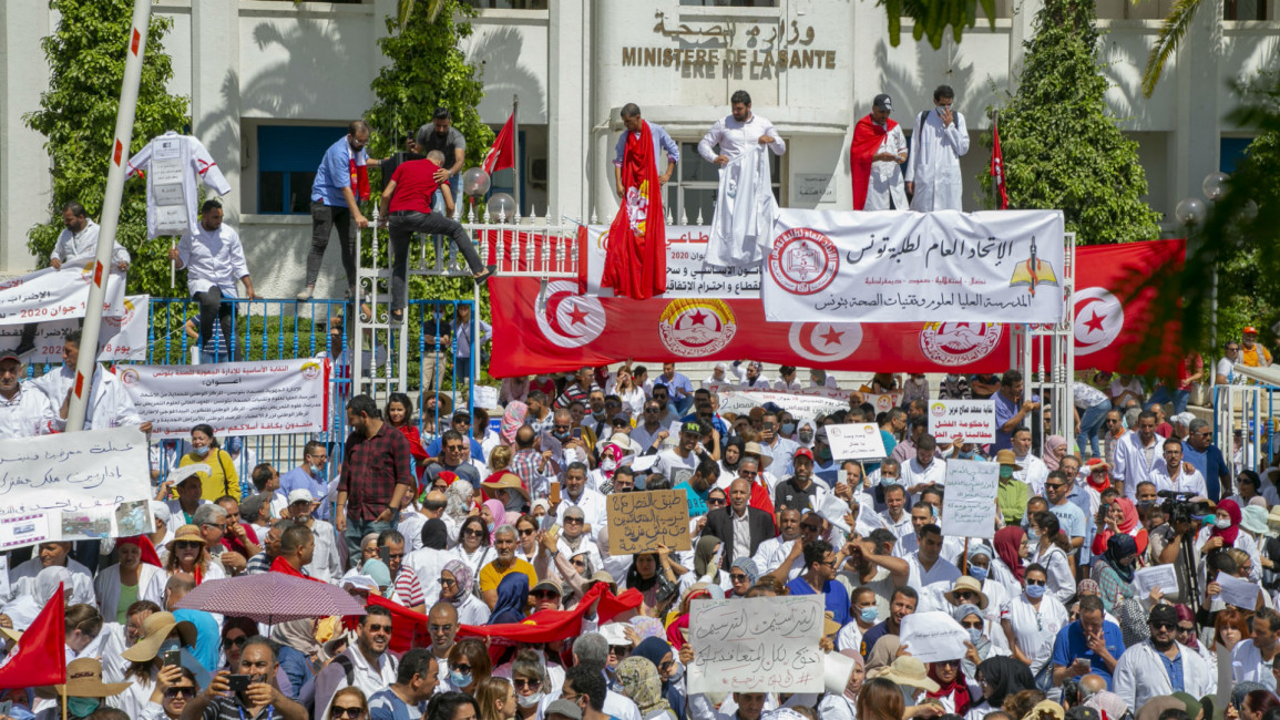 Tunisia healthcare workers [Andalou Agency via Getty]
