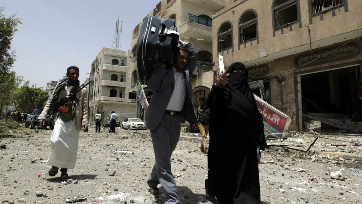 Yemenis flee