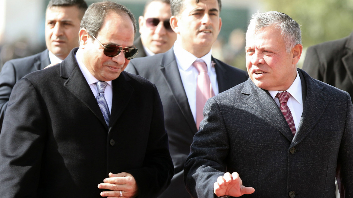 Sisi and King Abdullah -- AFP