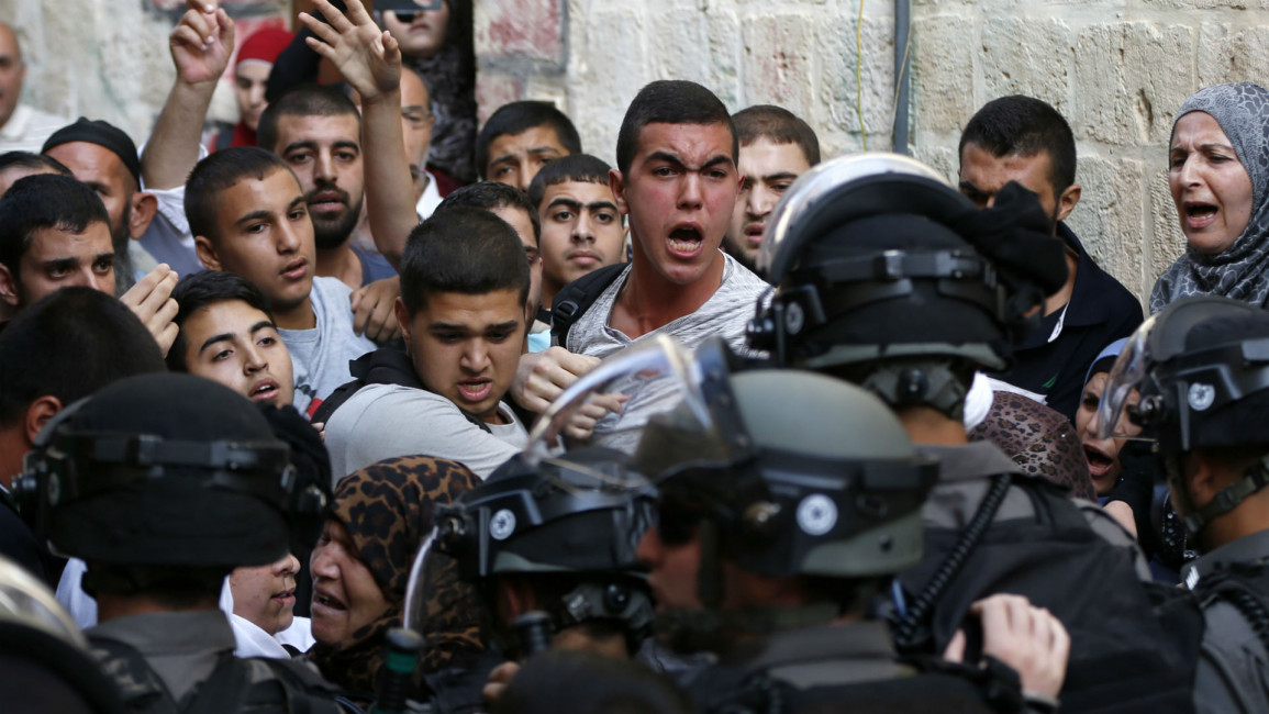 al-aqsa israeli occupation storms compound - dont re-use image!!