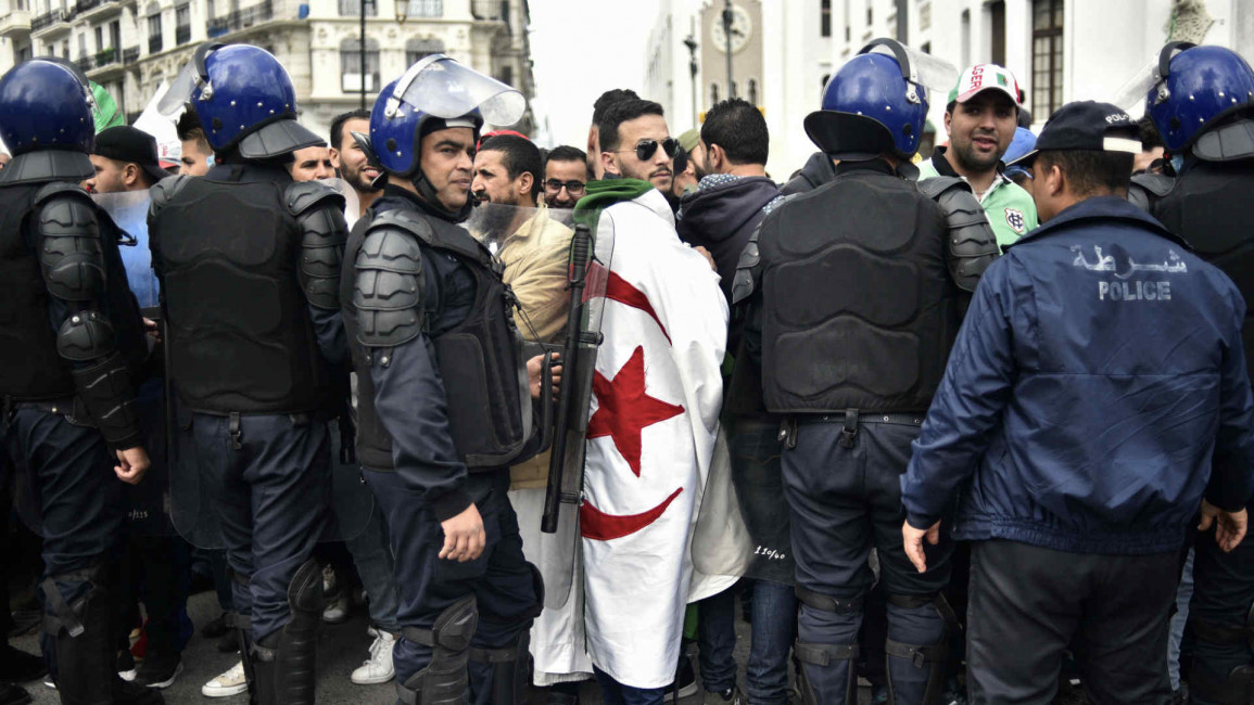 algeria protest police - afp