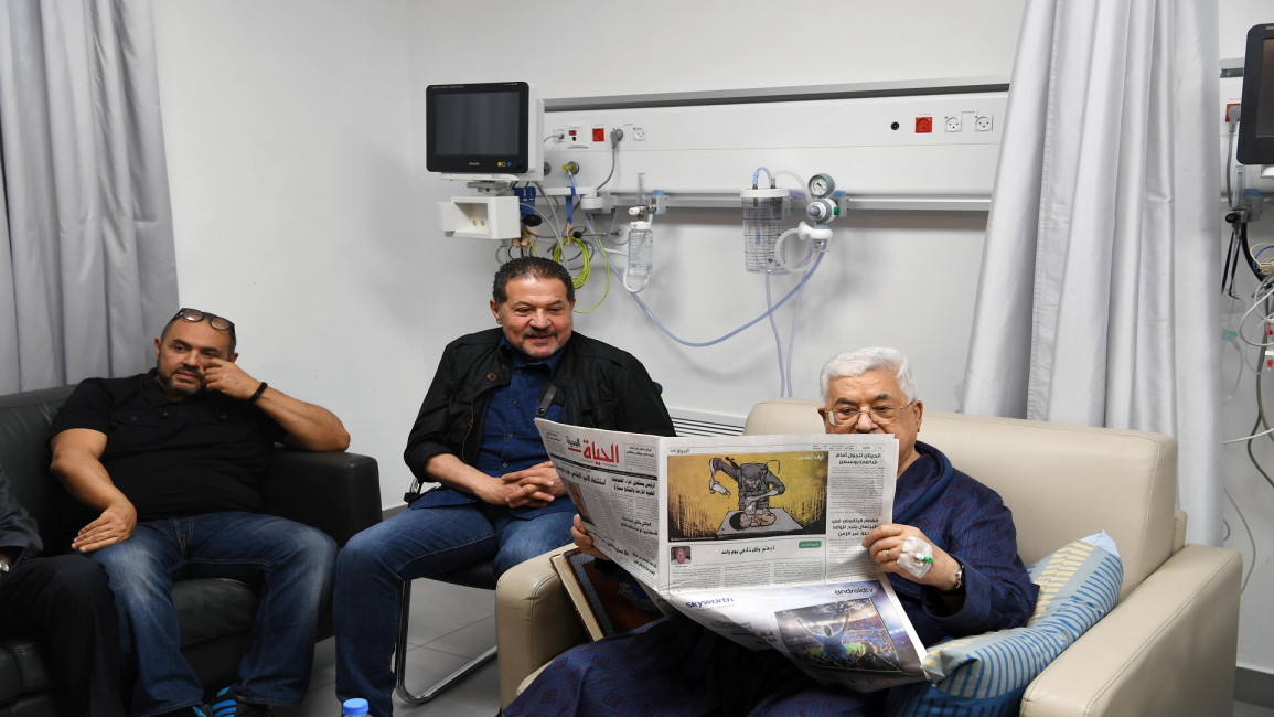 محمود عباس في المشفى (وفا)