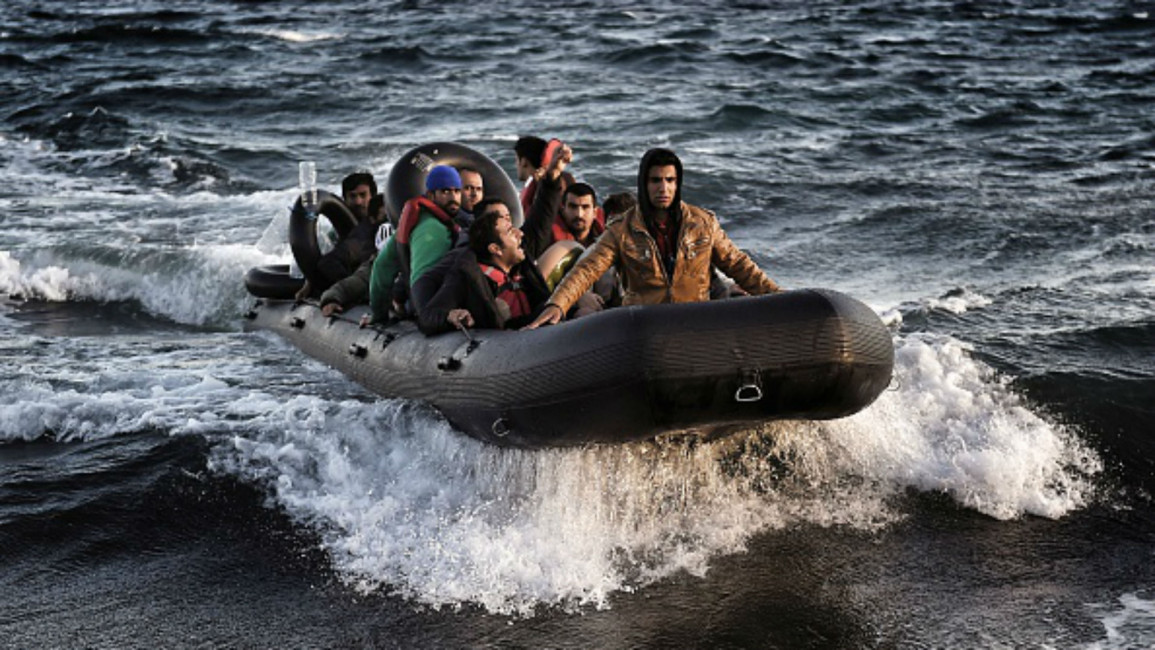Inflatable boat - migrants [AFP]