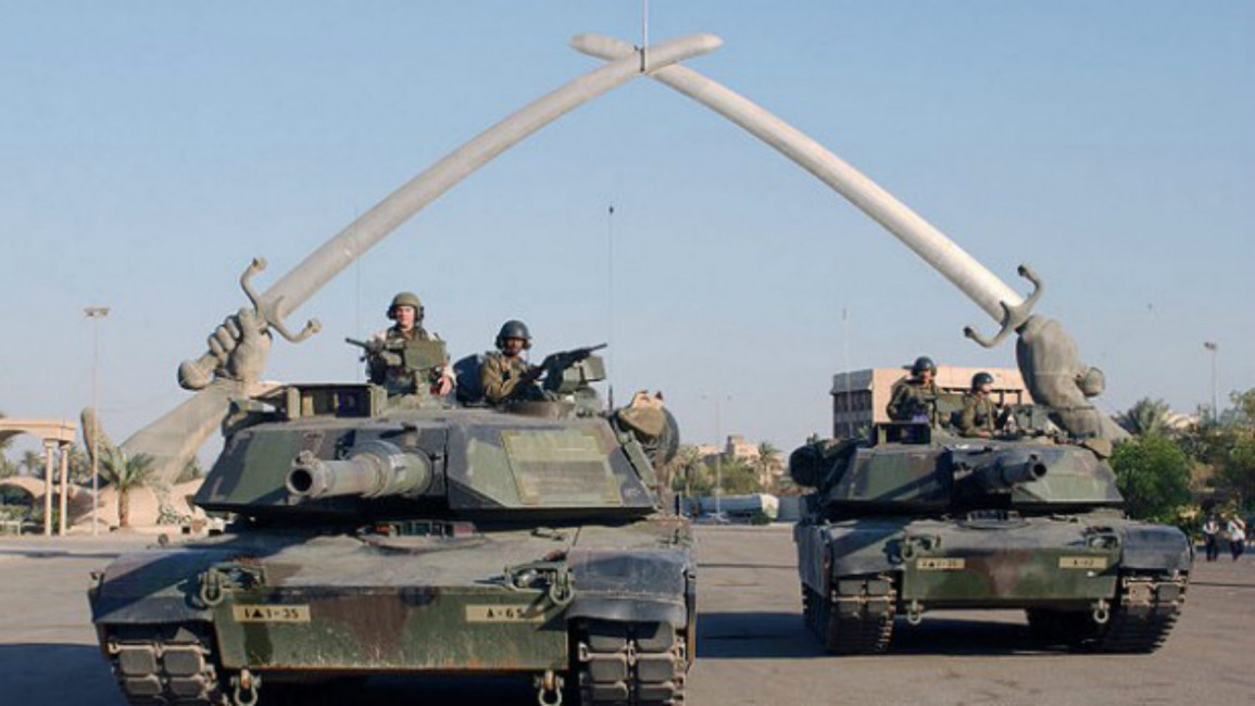 US tanks Iraq 2003 - Wikimedia commons