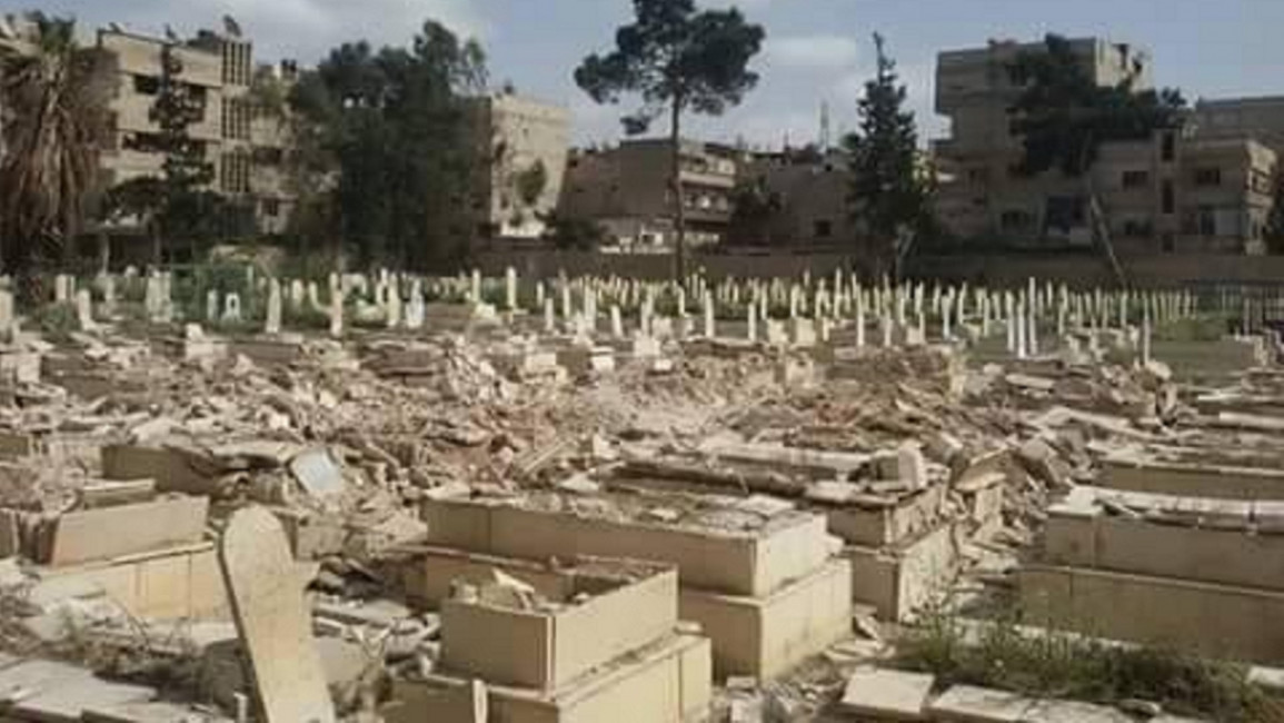 martyrs cemetery yarmouk twitter
