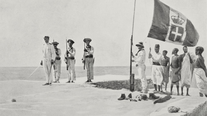 The Italian flag on the Garesa, Somalia, photograph by Giuseppe Rapelli, from L'Illustrazione Italiana, Year XXX, No 23, June 7, 1903.